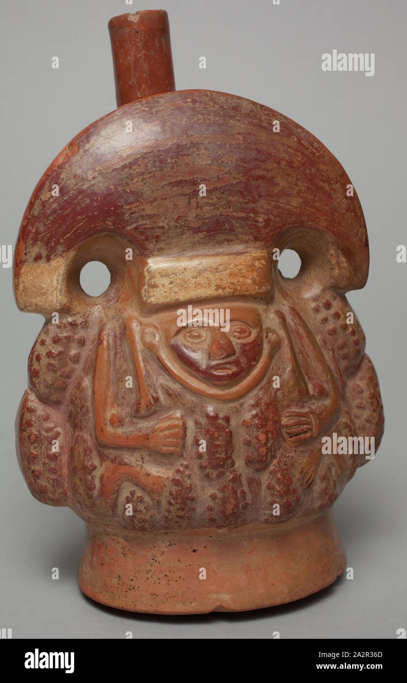 Mochica, Prä, Flasche mit Ausgießer, zwischen 100 und 800, Ton, Gesamt: 7 x 4 1/2 x 4 1/4 Inch (17,8 × 11,4 × 10,8 cm Stockfoto