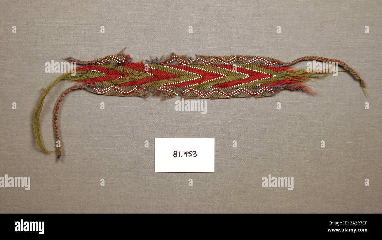 Osage, Native American, Strumpfband, Ca. 1870, Wolle und Perlen, Gesamt: 23 1/4 Zoll (59,1 cm Stockfoto