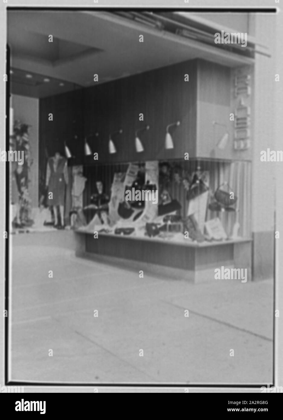 Rainbow Geschäfte, Geschäfte in Rego Park. Stockfoto