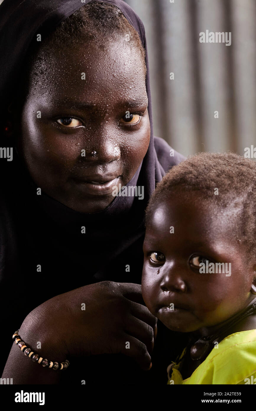 Der Süden des Sudan Maban Medair Frau im Krankenhaus erhalten medizinische Hilfe Foto Jaco Klamer 16-03-2016 Stockfoto