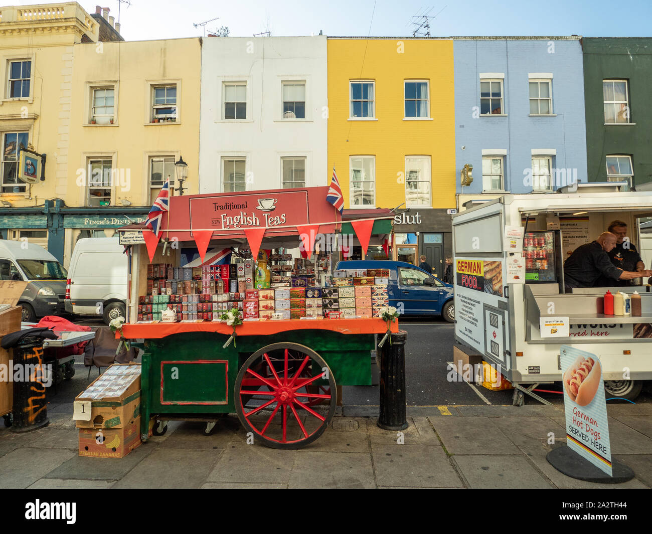 Marke steht an der Portabello Road, Notting Hill, London. Stockfoto