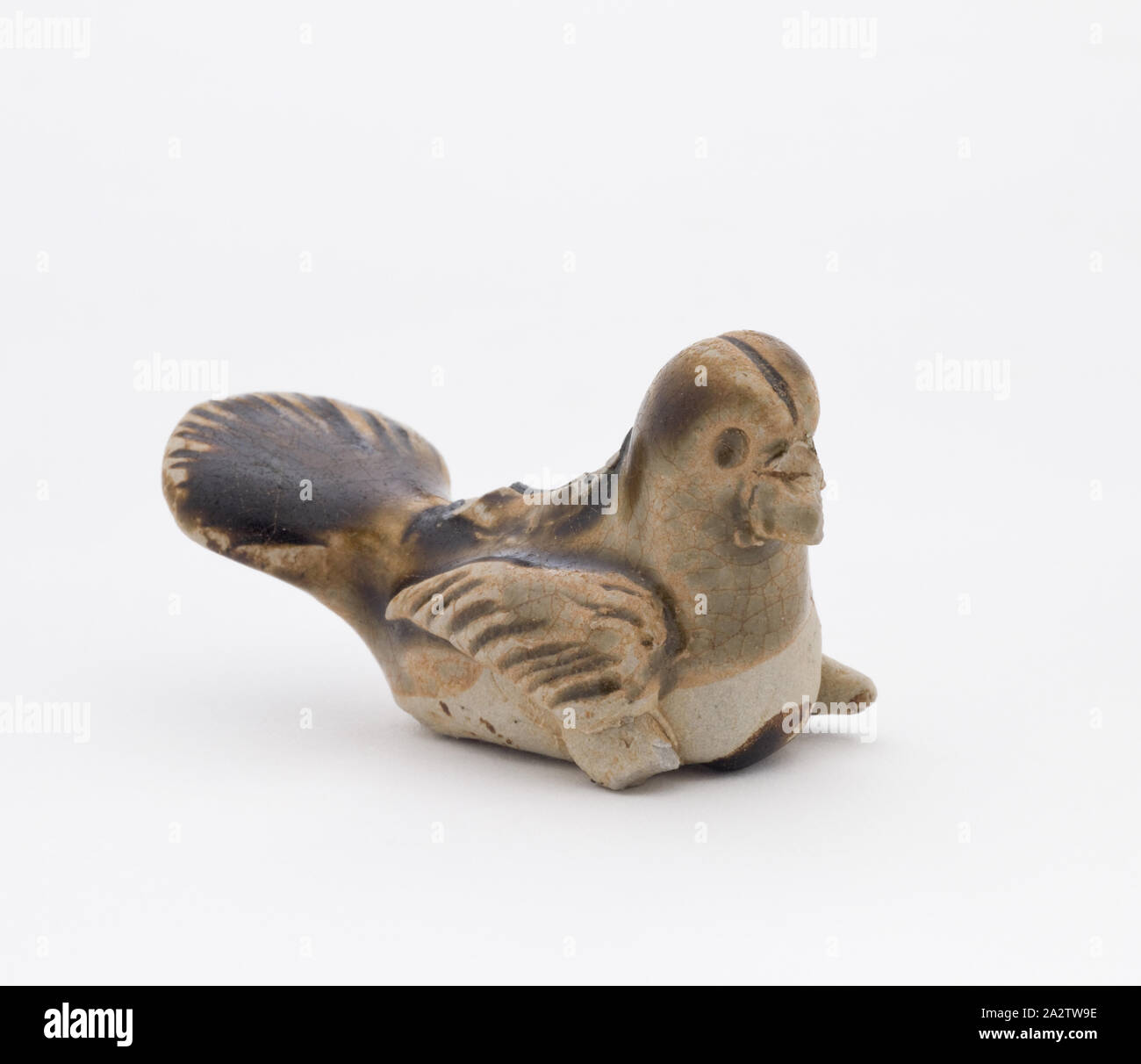 Gewicht, Tang Dynastie, Steinzeug (changsha Ware), 1-1/4 x 2-1/2, Asiatische Kunst Stockfoto