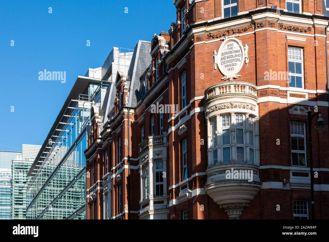 Fassade des Birmingham und Midland Eye Hospital, Birmingham, UK Stockfoto