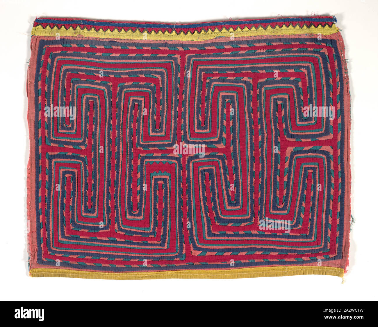 Shirt Panel (Mola), Kuna, ca. 1950 s, applizierten Baumwolle, 17 x 21-1/4-in., Textil und Mode Kunst Stockfoto