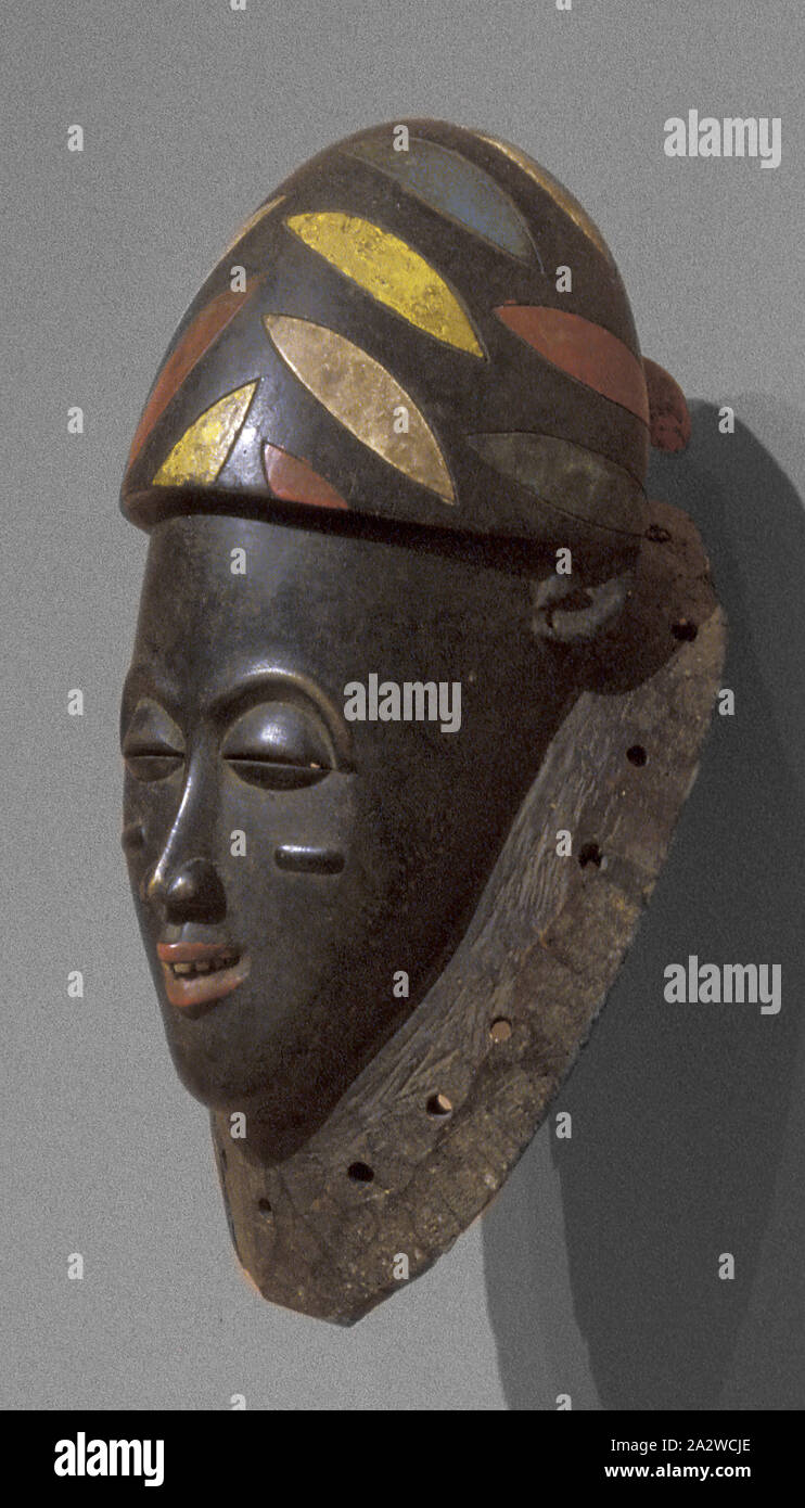 Gesichtsmaske (GU), Guro, 1920-1950, Holz, Pigment, H: 11-1/2-in., Afrikanische Kunst Stockfoto