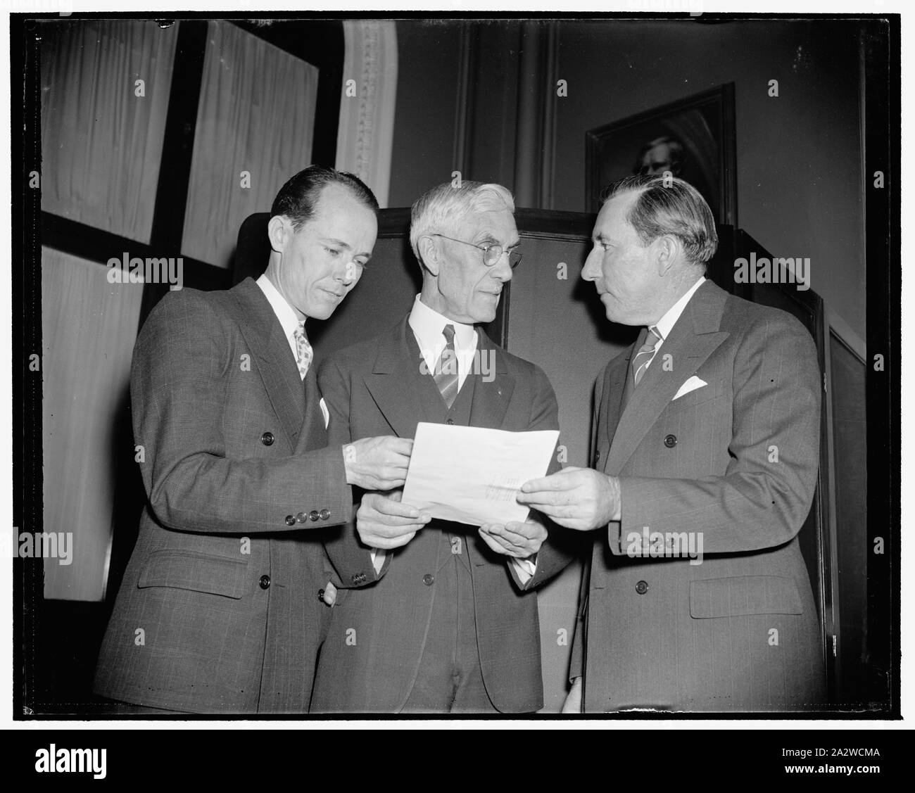 Rep. Josef Hendricks der Fla.; J Francis Townsend und Sen. Claude Pfeffer,  1/5/39; Townsend Co Stockfotografie - Alamy