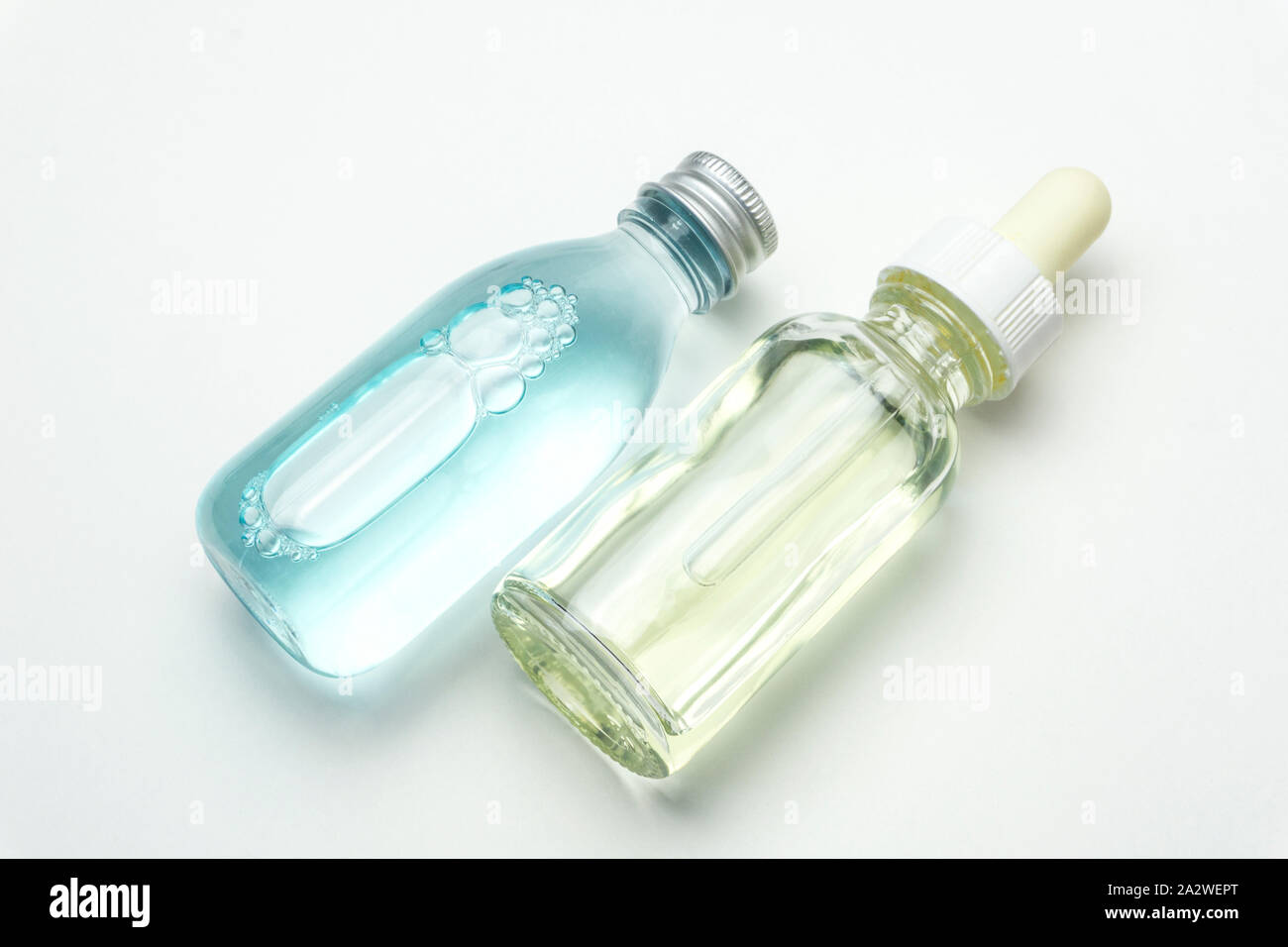 Feuchtigkeitscreme und Öl Körperpflege Stockfoto