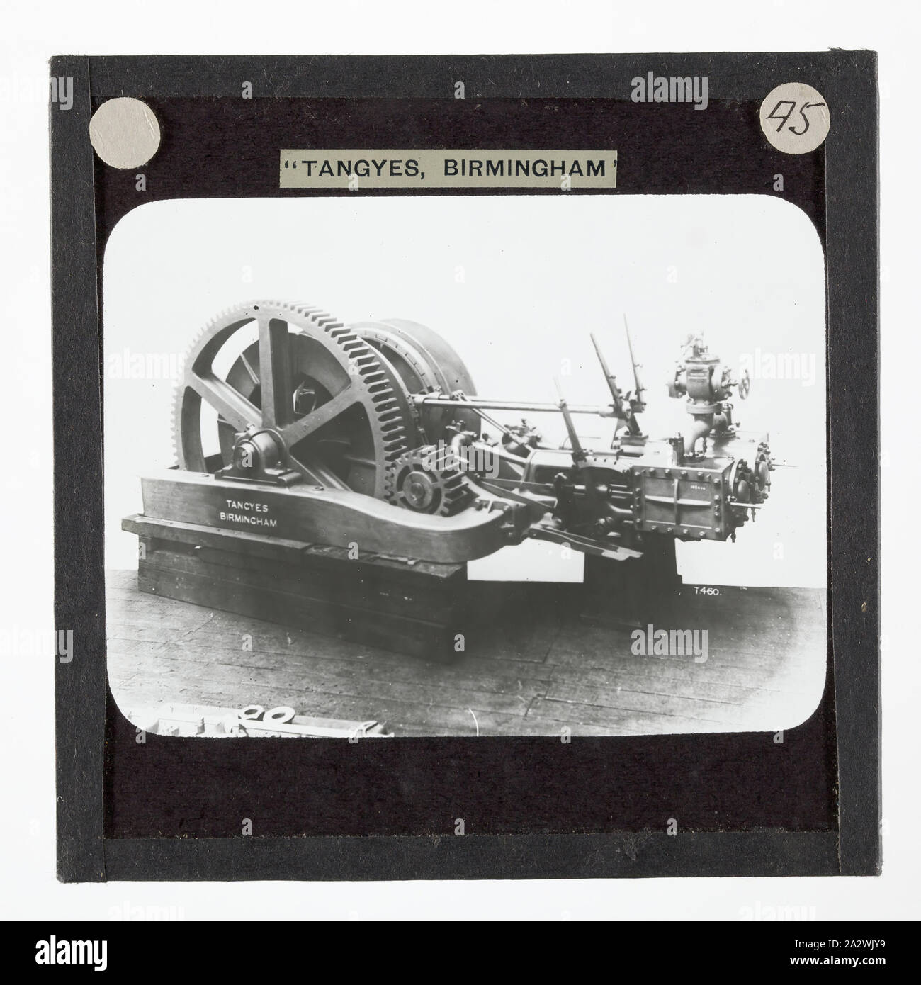 Lantern Slide-Tangyes Ltd, Dampfbad, Winde, um 1910, eine der 239 Glas Laterne Folien, Produkte von Tangyes begrenzt Ingenieure von Birmingham, England hergestellt. Die Bilder gehören verschiedene Produkte wie Motoren, Kreiselpumpen, Hydraulikpumpen, Gasproduzenten, Materialprüfung, Pressen, Werkzeugmaschinen, Hydraulikzylinder etc. Tangyes war ein Unternehmen, das von 1857 bis 1957 betrieben. Sie produziert eine Vielzahl von Engineering Stockfoto