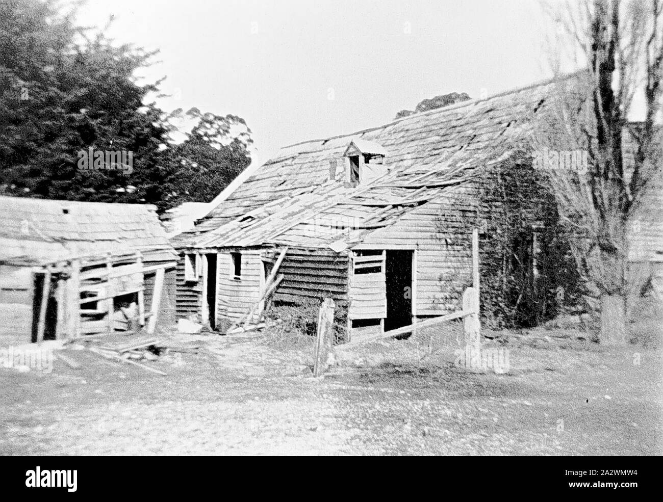 Negative - Ruinen der White Swan Inn, Victoria, 1938, die Ruinen des White Swan Inn Stockfoto