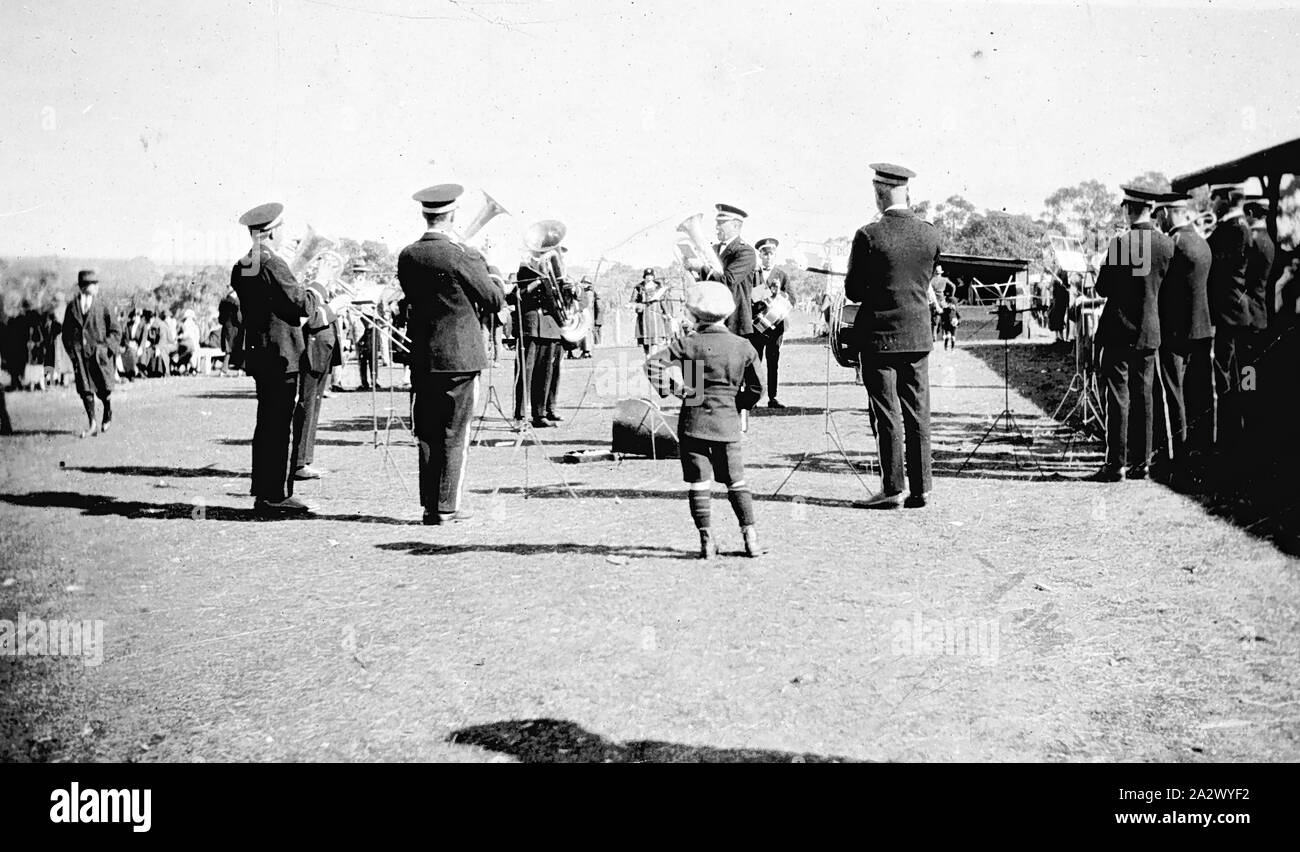 Negative - Balmoral, Victoria, ca. 1920, eine Band spielen im Balmoral Landwirtschaft zeigen Stockfoto