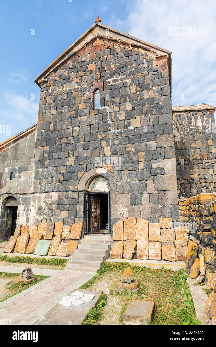 Armenien. Sevan. Tür an der Kirche von surp Arakelots am Sevanavank Klosteranlage auf Sevan. Stockfoto