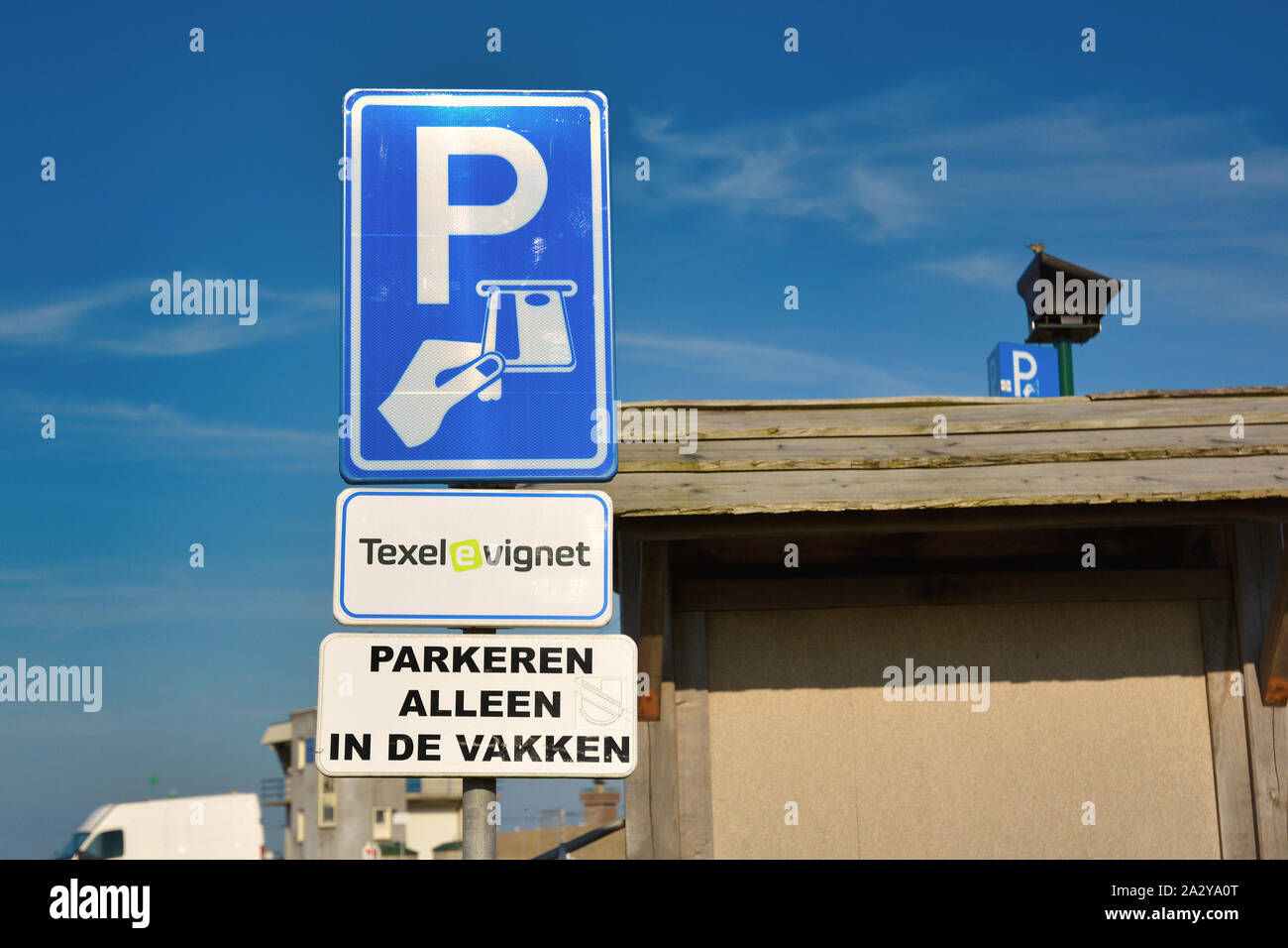 Schild am Parkplatz auf der Insel Texel, die eine freie, Parkplatz in