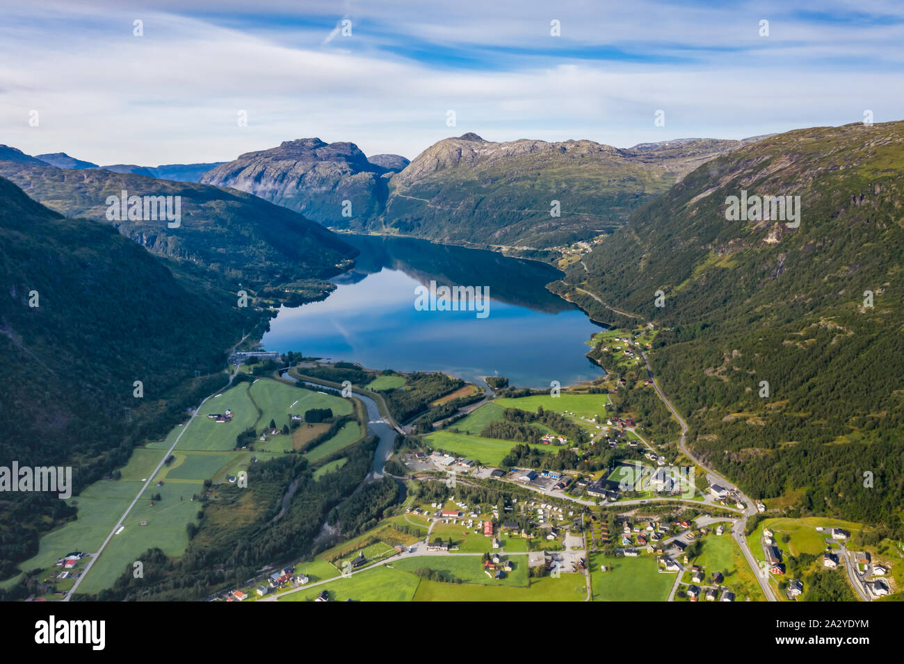 Roldal Dorf in der Gemeinde von Odda in Hordaland County, Norwegen. Stockfoto