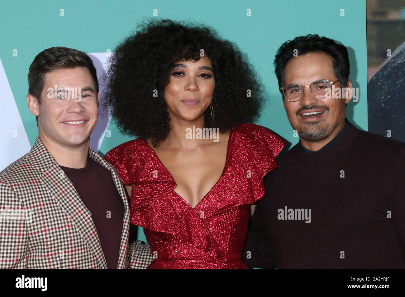 Oktober 3, 2019, Westwood, CA, USA: LOS ANGELES - OKT 3: Adam DeVine, Alexandra Shipp, Michael Pena an der ''Jexi'' Premiere auf der Bruin Theater am 3. Oktober 2019 in Westwood, CA (Credit Bild: © Kay Blake/ZUMA Draht) Stockfoto