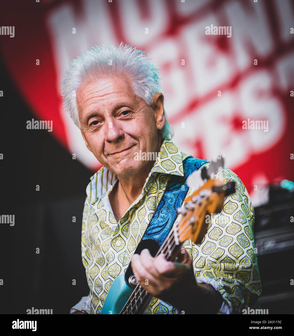 Wassermelone Slim Band Bass Spieler John Allouise, während des BBK Music Legends Festivals (Bilbao-Spanien) am 15. Juni 2019. Stockfoto