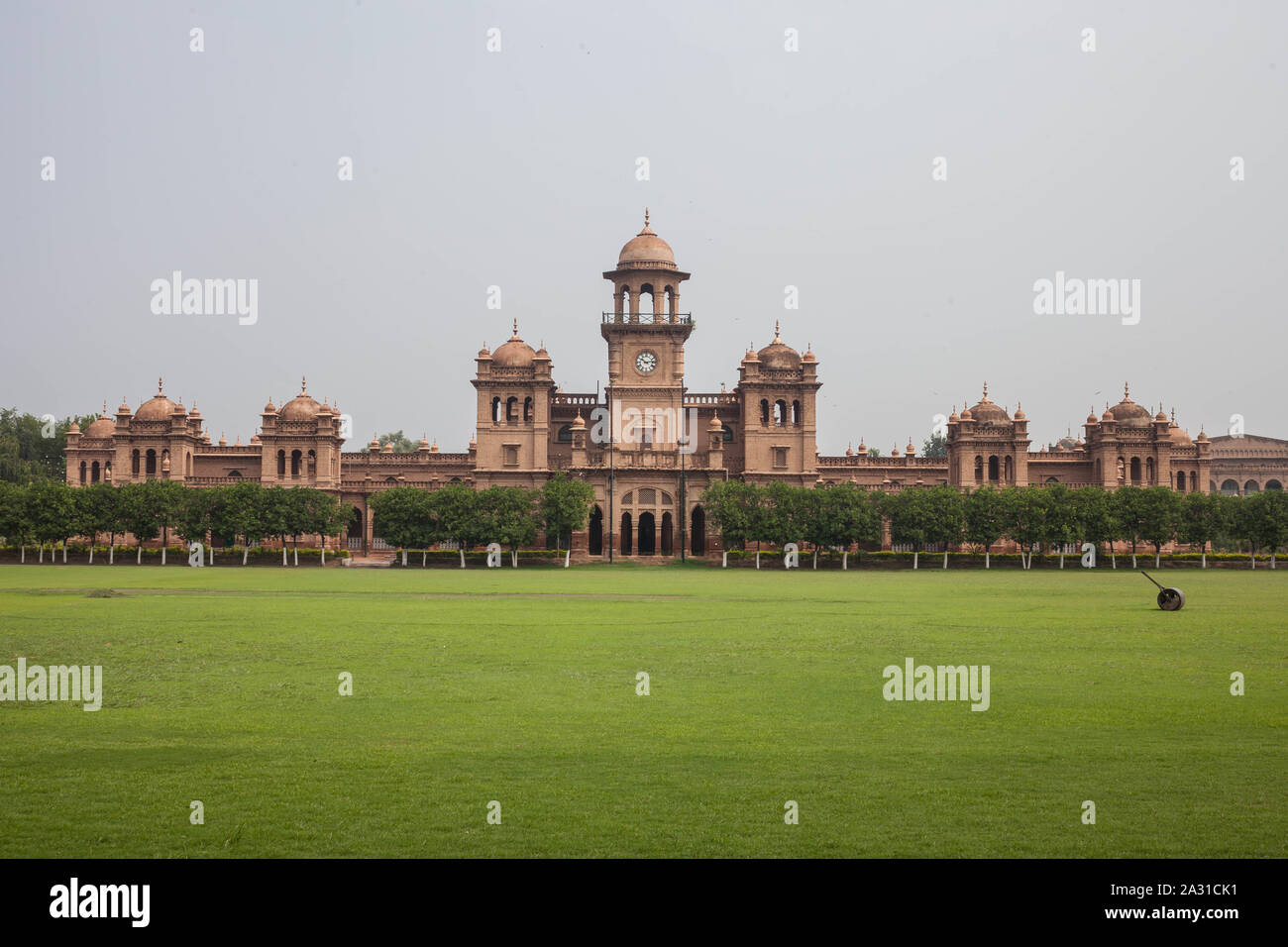 Die Islamia College University, Peshawar, ist eine öffentliche Forschungsuniversität in Peshawar, Khyber Pakhtunkhwa, Pakistan. Stockfoto