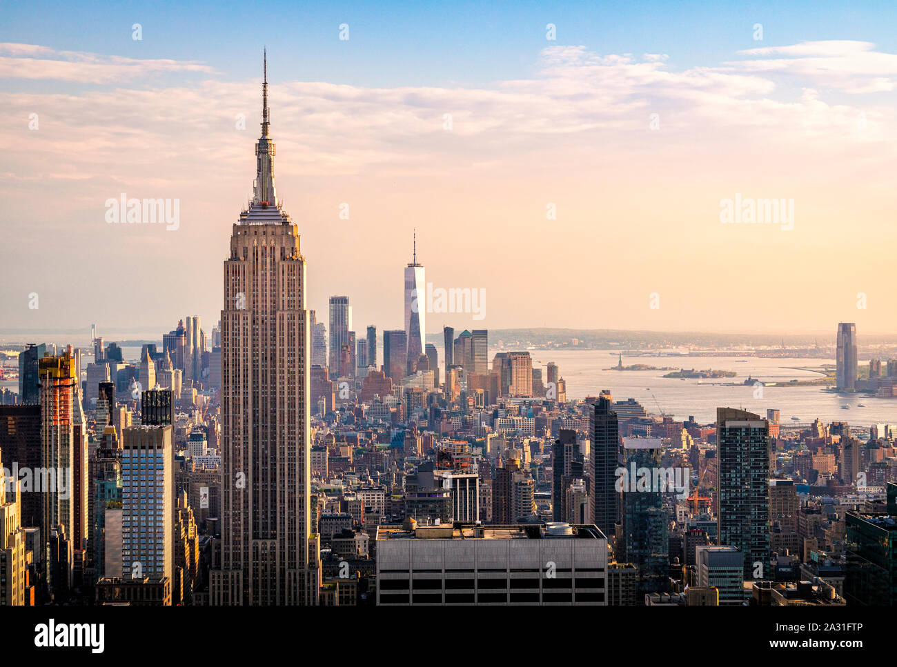 Das Empire State Building überragt die Manhattan in New York City, USA. Stockfoto