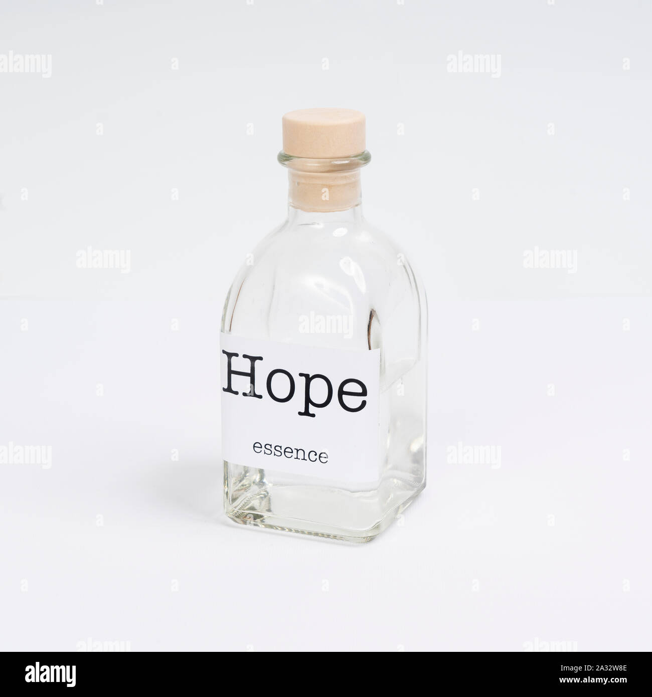 Eine Flasche aus Glas, die Hoffnung Essenz Stockfoto