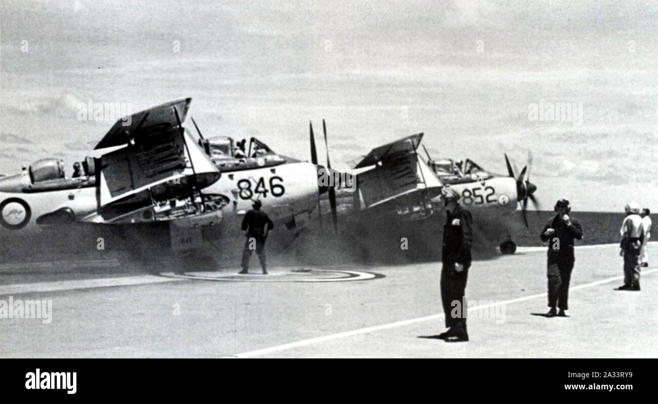 Fairey Tölpel an Bord HMAS Melbourne (R21) im Juli 1967. Stockfoto