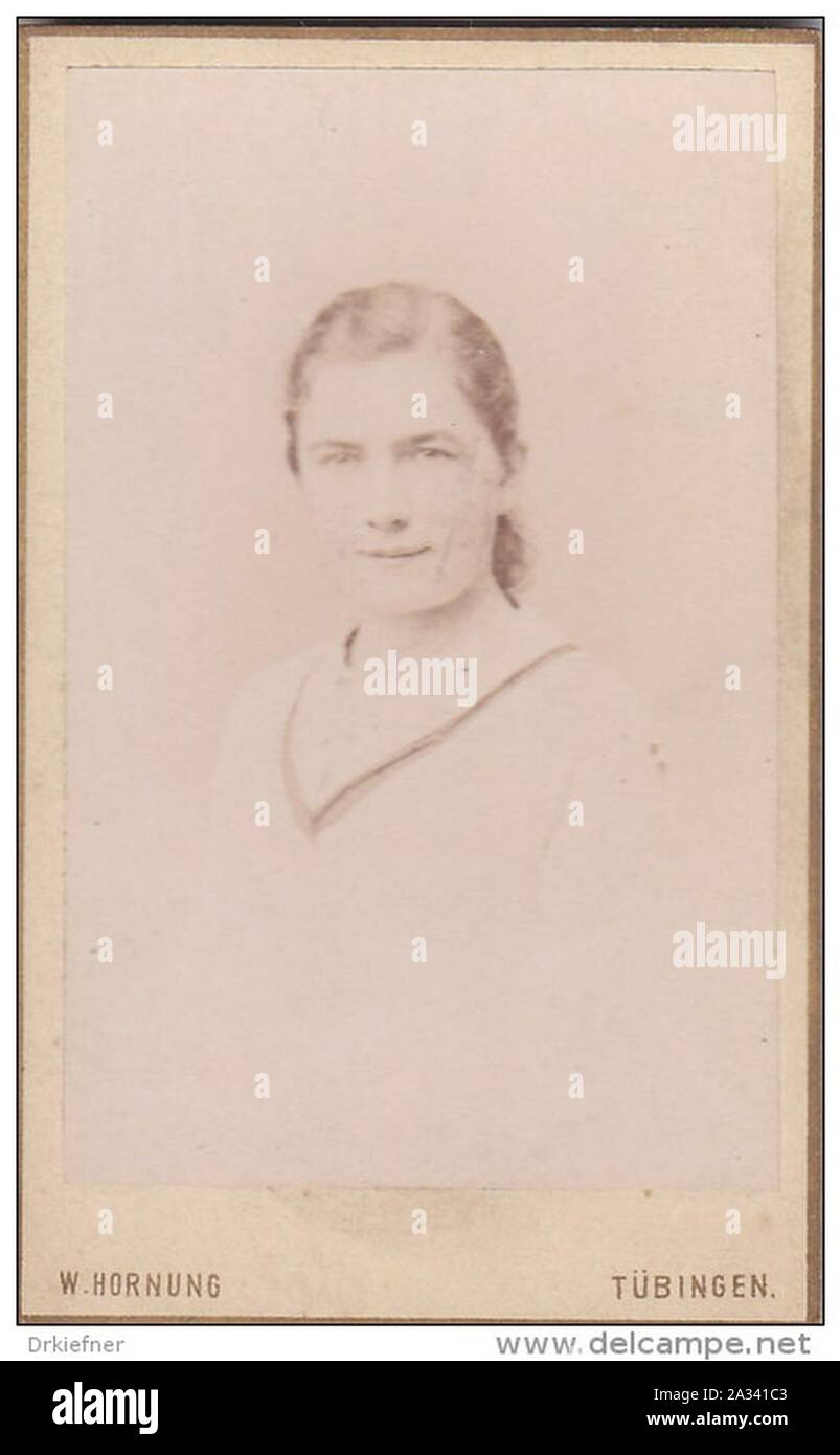 Fanny Pregizer, 20 Jahre alt, als verheiratete Schüle, Foto W. Hornung, Tübingen, 1888 (Ca. 10,4 x 6,2 cm). Stockfoto