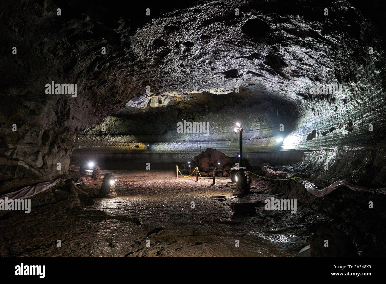 Manjanggul ist eines der schönsten Lava Tunnel in der Welt und als UNESCO Weltnaturerbe ernannt. Jeju Island, South Korea. Stockfoto