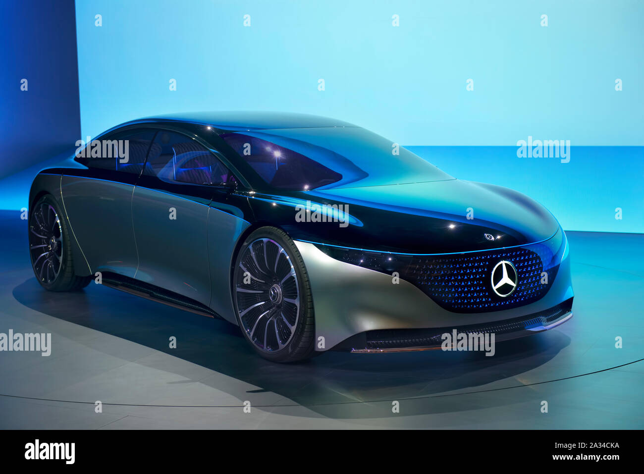 FRANKFURT, Deutschland - 19.09.2019: Mercedes Benz Vision EQS Luxus elektrische Konzeptfahrzeug reveiled auf der Frankfurter Automobilausstellung IAA 2019. Stockfoto