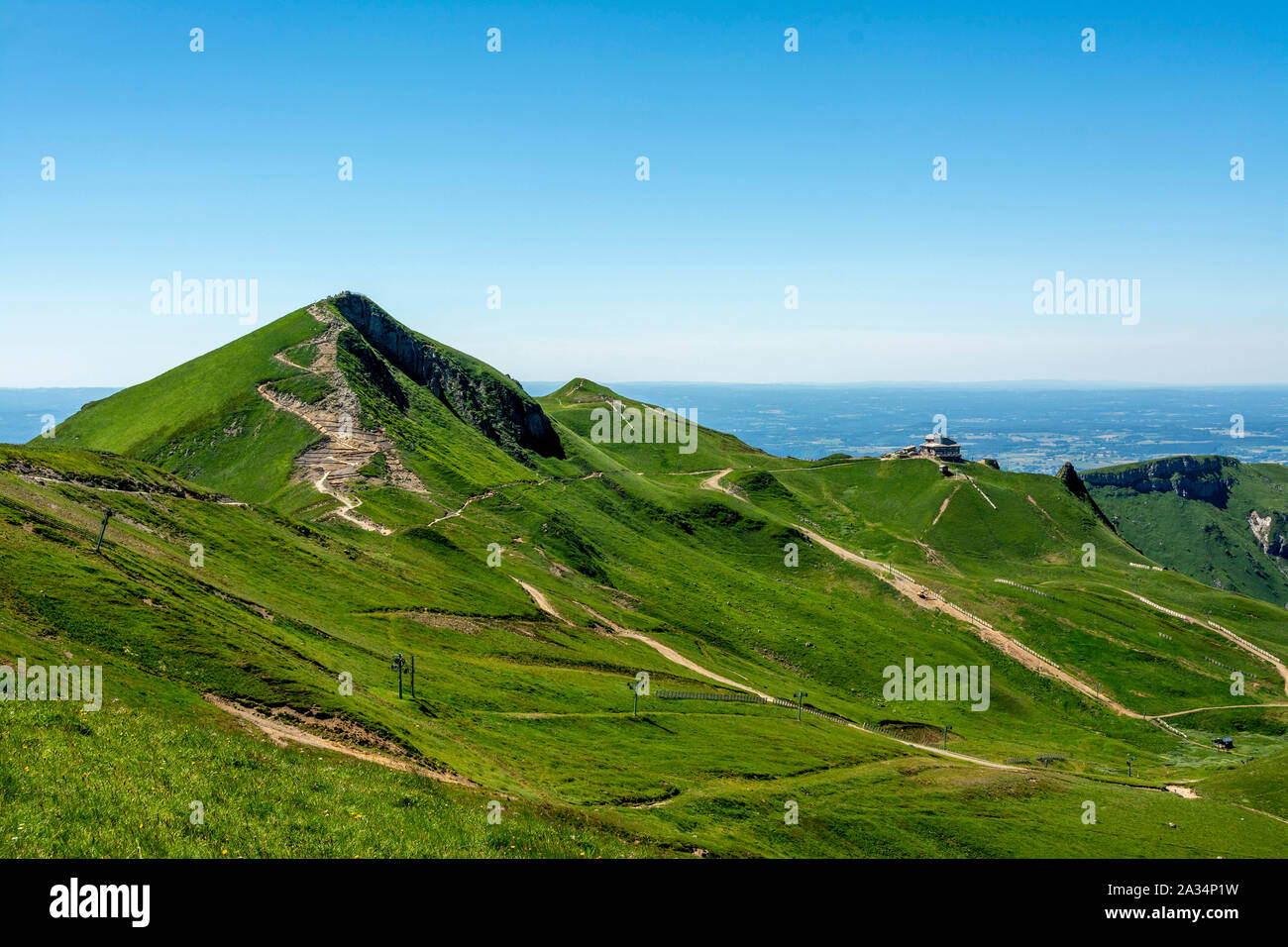 Berge von Massiv von Sancy, Regionalen Naturpark der Vulkane der Auvergne, Puy-de-Dome, Auvergne-Rhone-Alpes, Frankreich Stockfoto