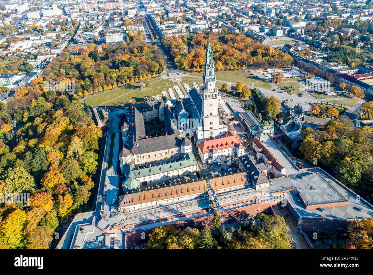 Polen, Częstochowa. Jasna Góra befestigte Kloster und Kirche auf dem Hügel. Die berühmten historischen Ort und polnische katholische Wallfahrtsort mit schwarzen Madon Stockfoto