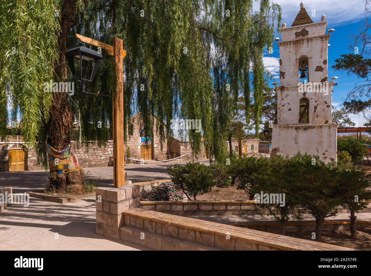 Stadt Toconao, einer kleinen Stadt in der Wüste, Región de Antofagasta, San Pedro de Atacama, Atacama, Chile, Lateinamerika Stockfoto