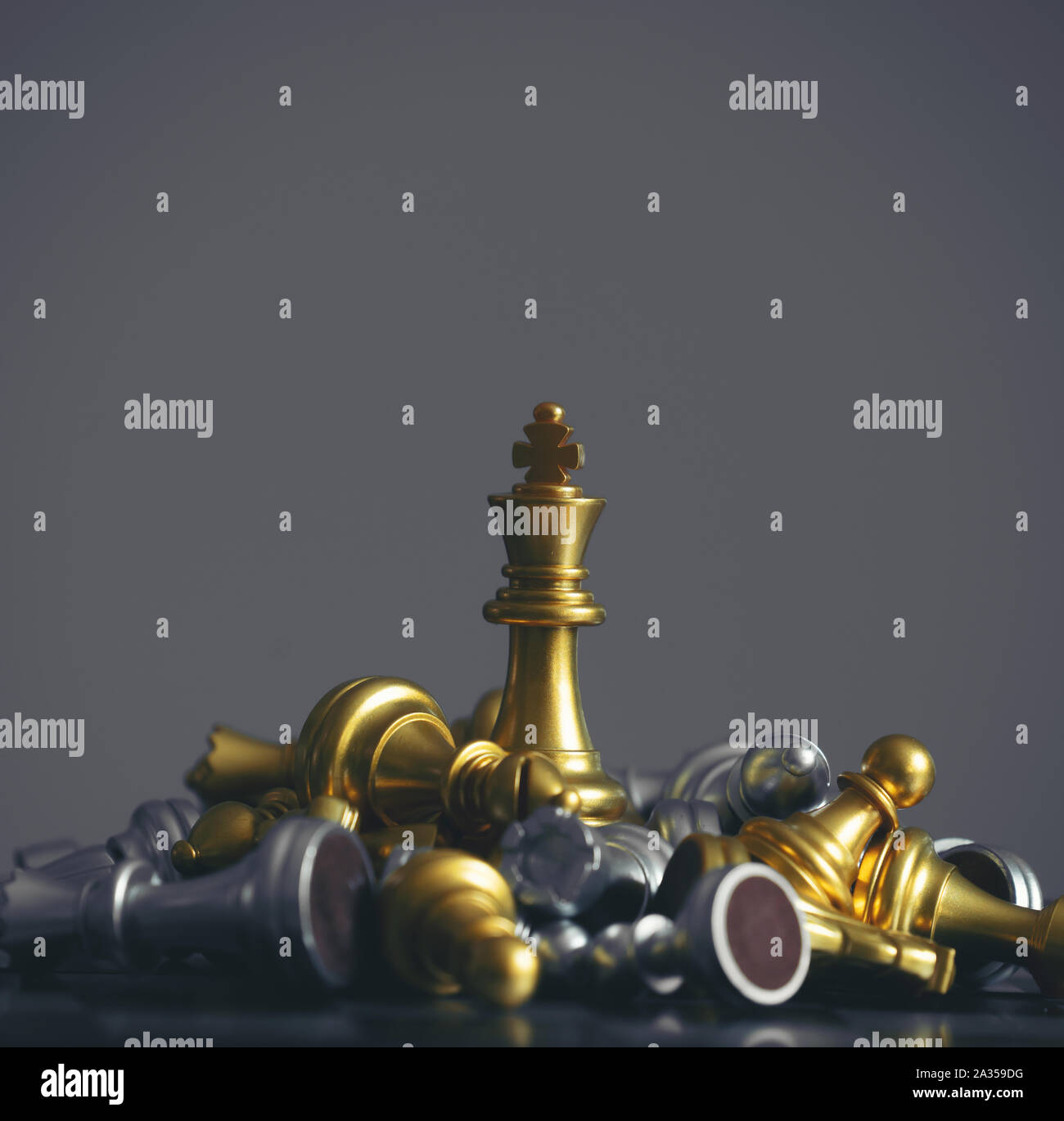 Schach Brettspiel Konzept für Wettbewerb und Strategie Stockfoto