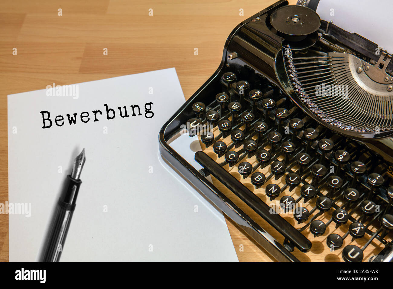 Anwendung antike Schreibmaschine Stockfoto