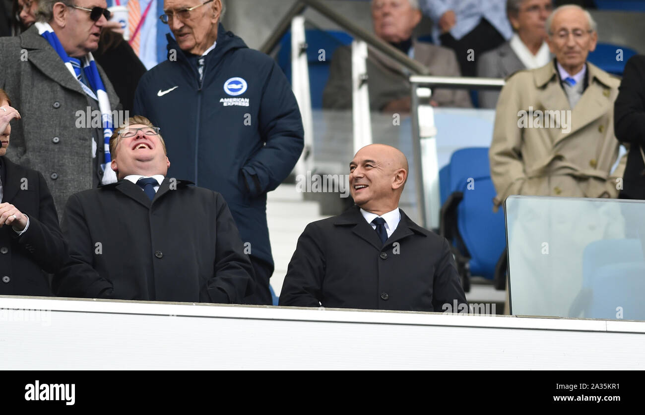 Brighton UK 5. Oktober - Tottenham Vorsitzender Daniel Steuer während der Premier League Match zwischen Brighton und Hove Albion und Tottenham Hotspur an der Amex Stadion - nur für den redaktionellen Gebrauch bestimmt. Kein Merchandising. Für Fußball Bilder FA und Premier League Einschränkungen Inc. kein Internet/Mobile Nutzung ohne fapl Lizenz - für Details Kontakt Fußball Dataco: Credit Simon Dack TPI/Alamy leben Nachrichten Stockfoto