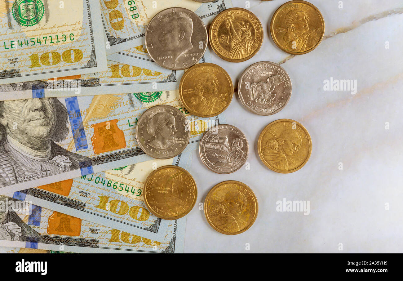 Währung Der US-Dollar Münzen und Banknoten. Porträt des Präsidenten Stockfoto