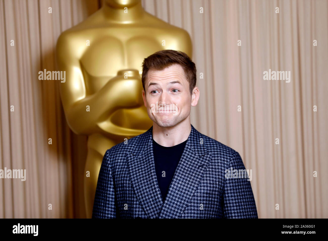 Taron Egerton an der Akademie der Künste und Wissenschaften neue Mitglieder Partei 2019 an die Freimaurer Hall in London statt. Stockfoto