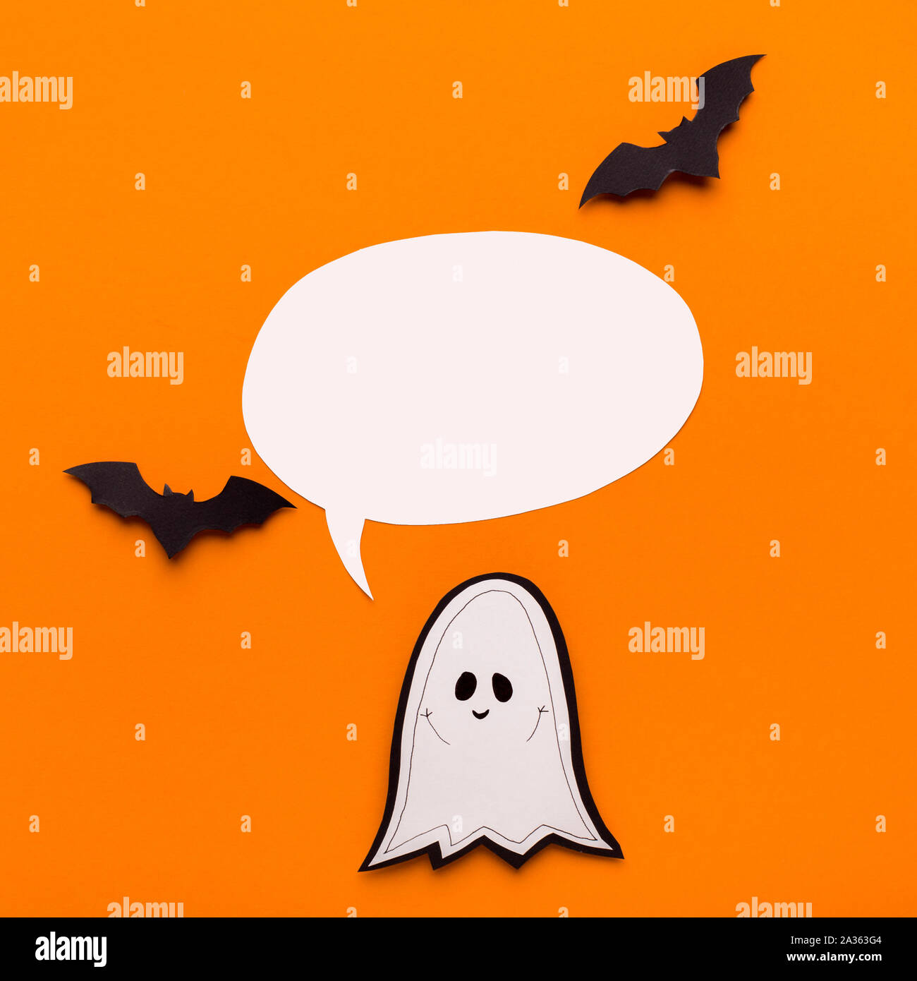 Halloween Werbebanner mit Ghost und Sprechblase Stockfoto
