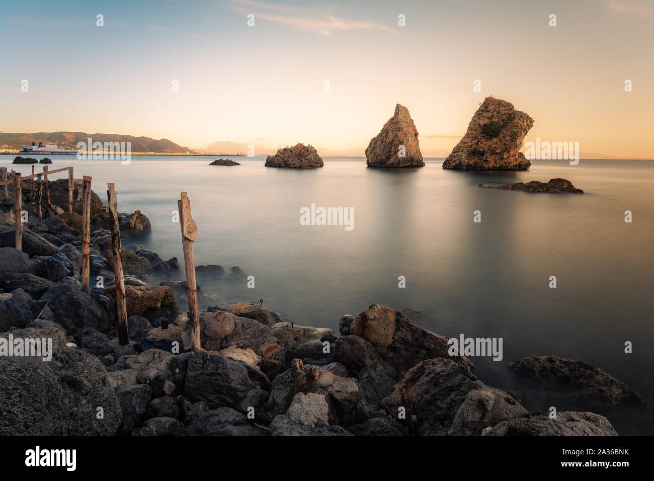 Ecke der Amalfi Küste. Fotografische Aufnahme in Vietri sul Mare, Italien Stockfoto