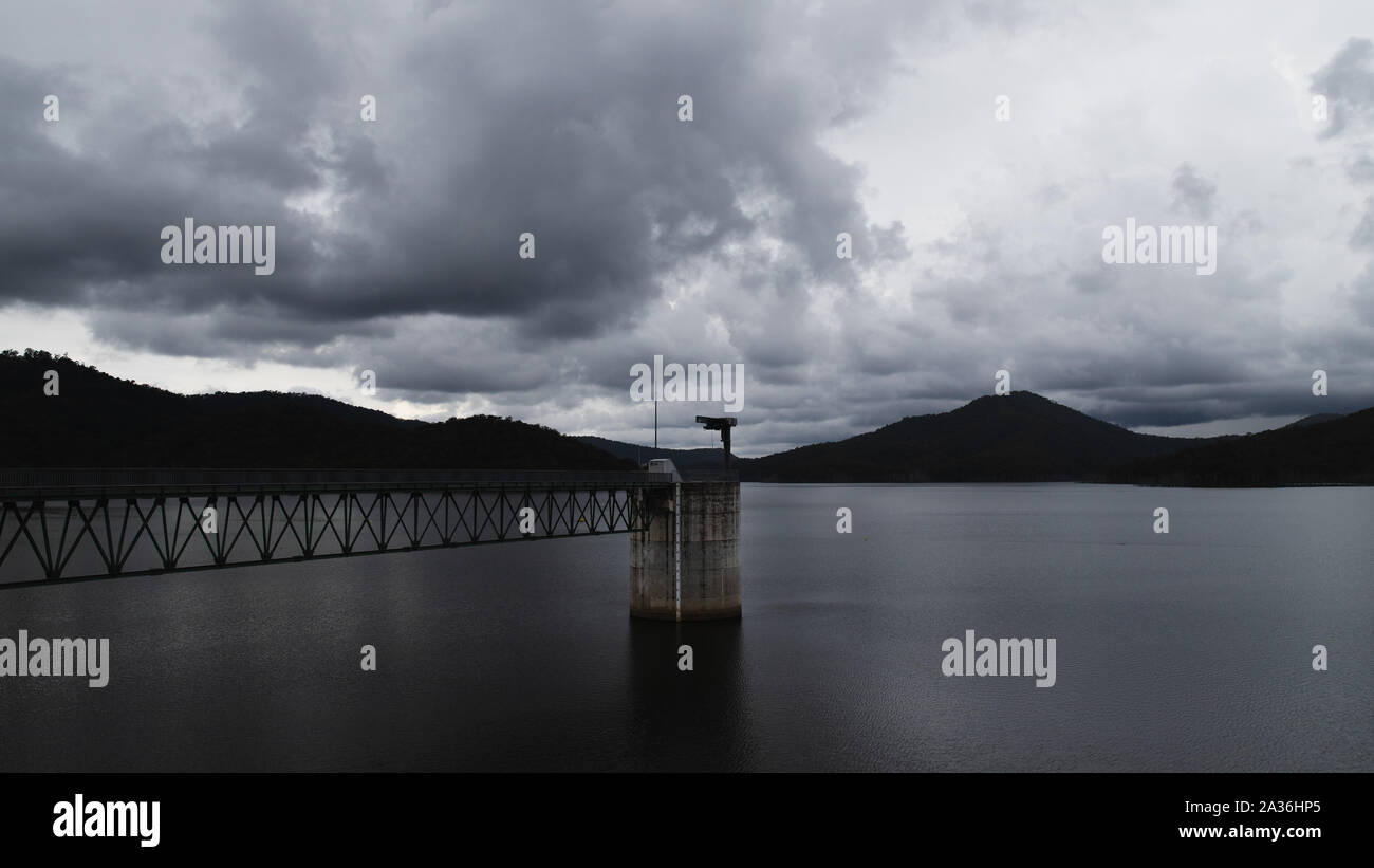 Stürmisches Wetter clam Wasser Stockfoto