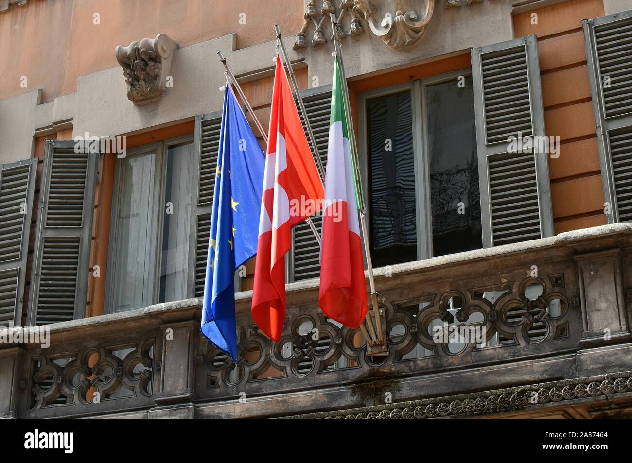 Set schweizer Fahnen Kanton Lugano, Tessin, Schweiz. Stockfoto