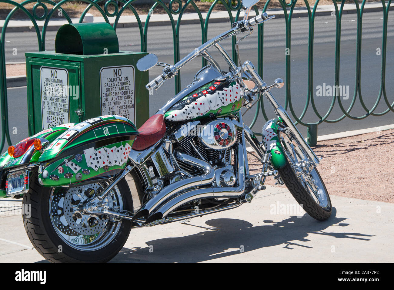 Las Vegas, 10. Mai: Harley Davidson in den Streifen mit Spiel und Glücksspiel Theme angepasst Stockfoto