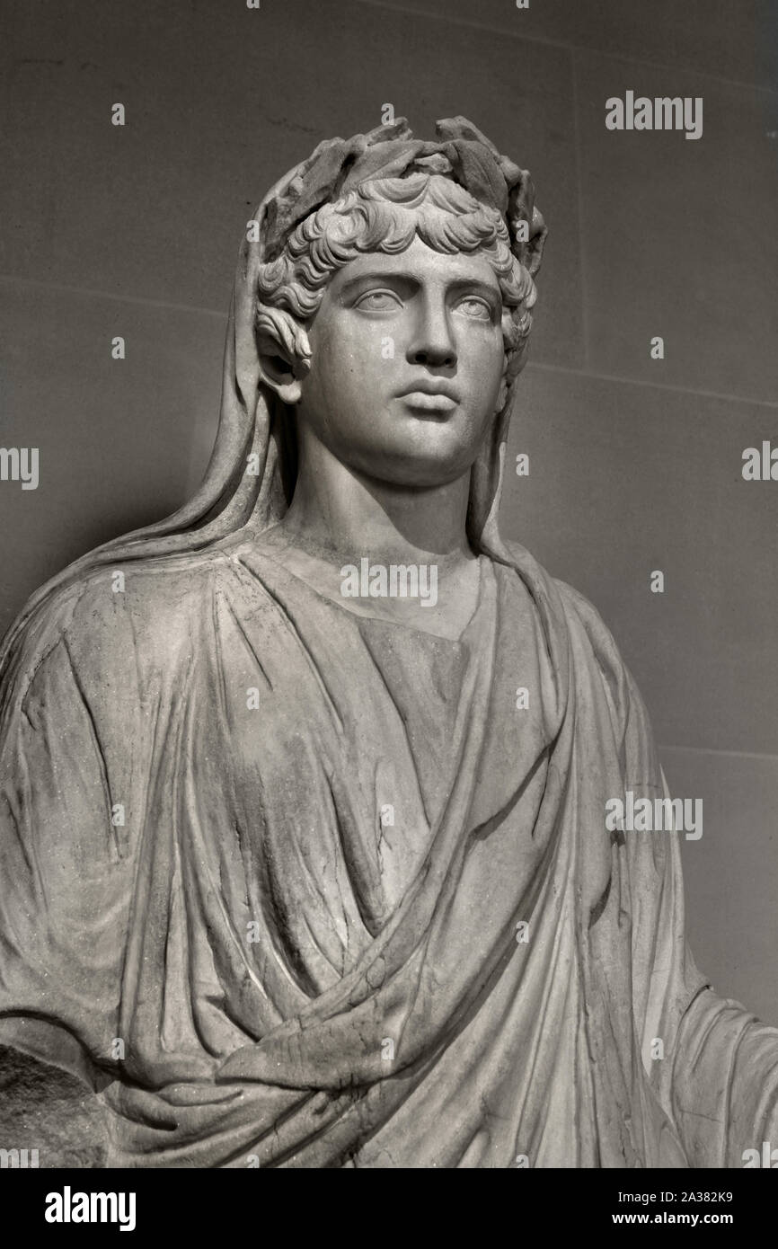 Antinous als Priester der Kaiserlichen Kult 111 - 130 AD Bithynian Jugend und der Liebling des römischen Kaisers Hadrian Roman Rom Italien Stockfoto