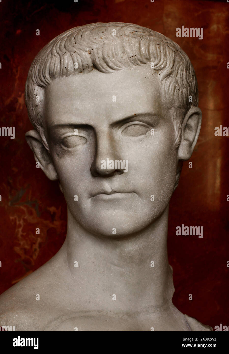 Caligula römischer Kaiser von 37 - 41, AD, Rom, Italien, Marmor. (Er Kaiser trägt einen Bart als Zeichen der Trauer um seine Schwester Drusilla, die in AD 38 starb. ) Stockfoto