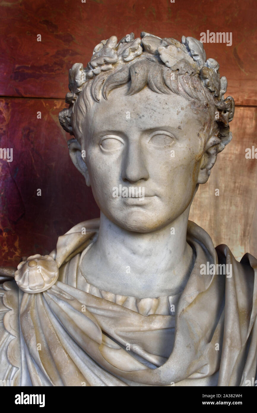 August römische Kaiser 27 v. Chr. - 14 AD 1. Jahrhundert ANZEIGE Marmor Rom, Italien. Stockfoto