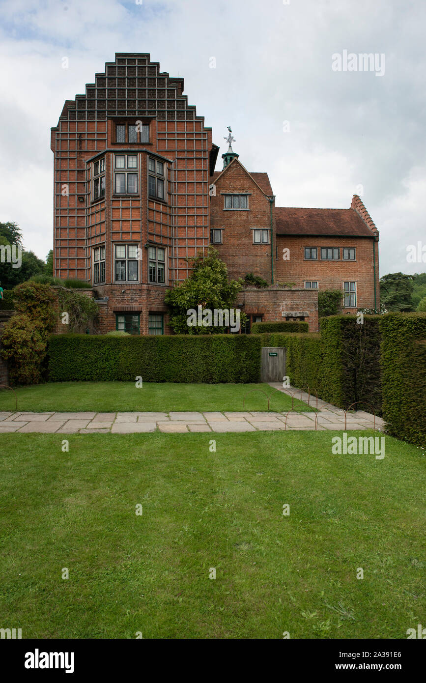 Stufengiebel mit Blick auf die Südseite von Winston Churchill's Country Estate, Chartwell. Stockfoto