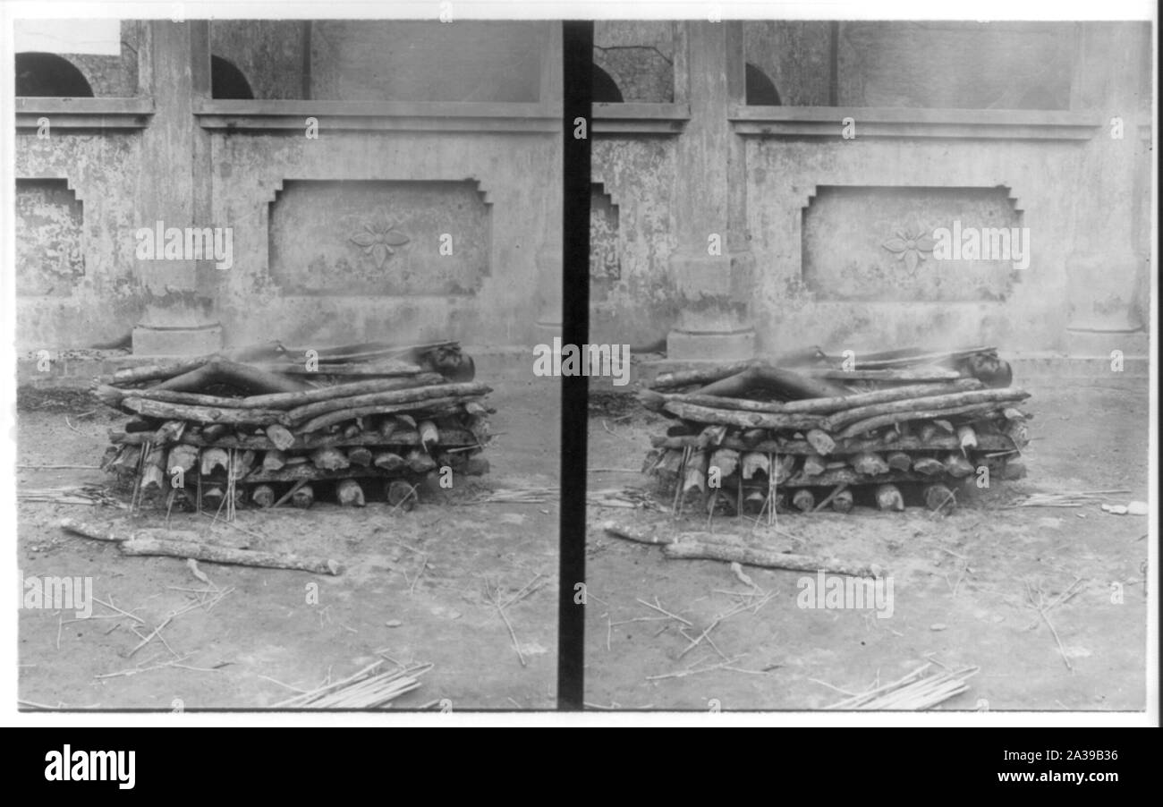 Erdbeben San Francisco: Brennen ein toter Mann auf Holz Scheiterhaufen Stockfoto