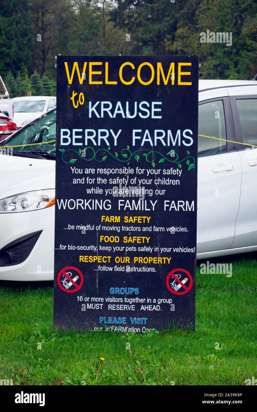 Anmelden Krause Berry Farmen, Langley, B.C., Kanada willkommen. Okt. 5, 2019 Stockfoto
