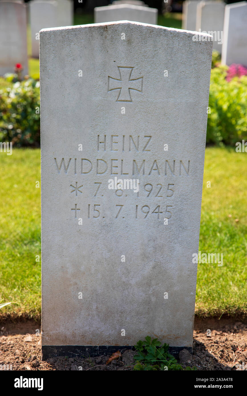 Der deutsche Krieg Grab von Heinz Widdelmann an Beachley Kaserne Soldatenfriedhof Stockfoto