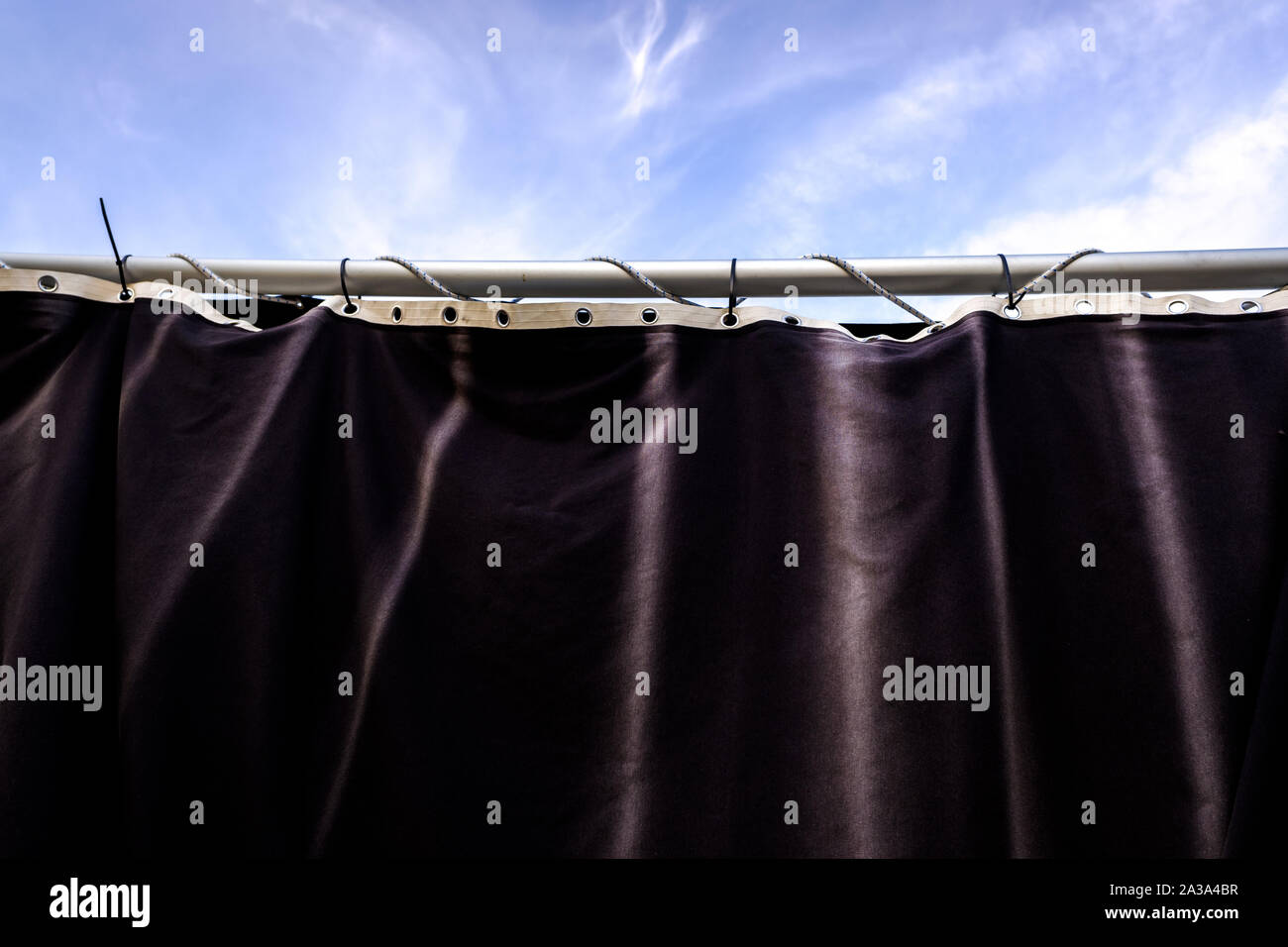 Schwarzer Vorhang Stockfotos Schwarzer Vorhang Bilder Alamy
