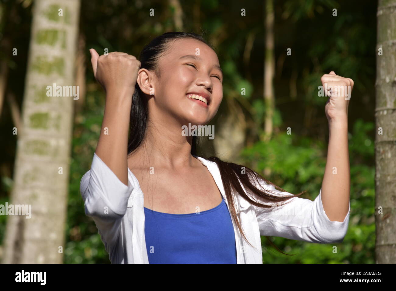 Ein Stolzer hübsche Asiatische Person Stockfoto