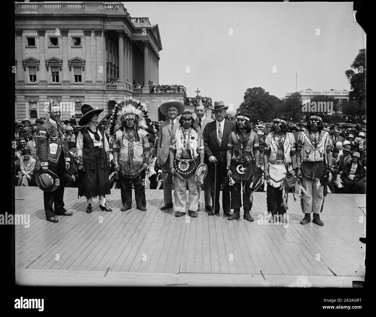 Aufruf Der Hopi-indianer An Die Menschheit Senator Cameron von Arizona, (mit großen Hut) Dawes und Lautsprecher