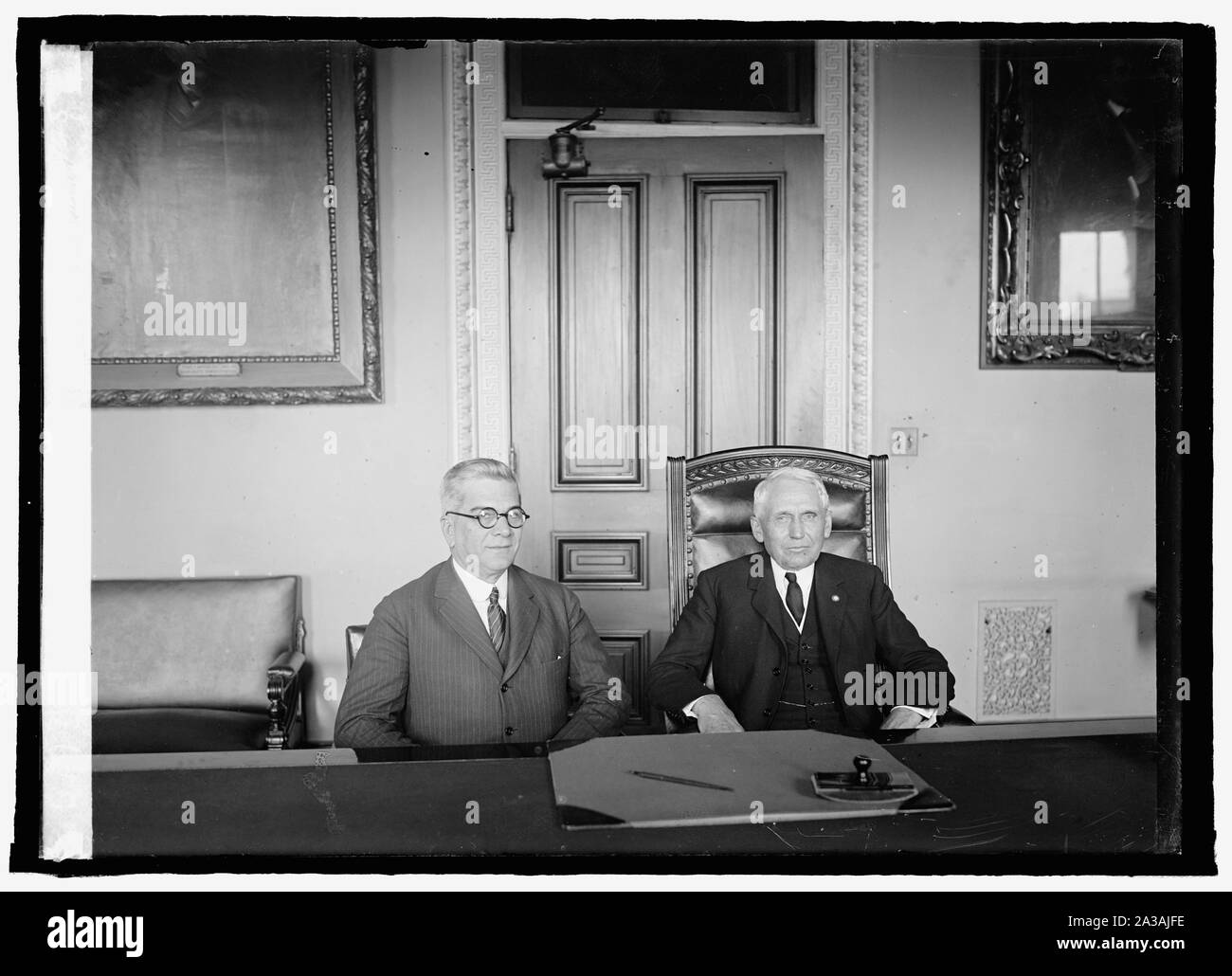 Senor Gerardo Machado und Sec. Kellogg, 4/15/25. Stockfoto